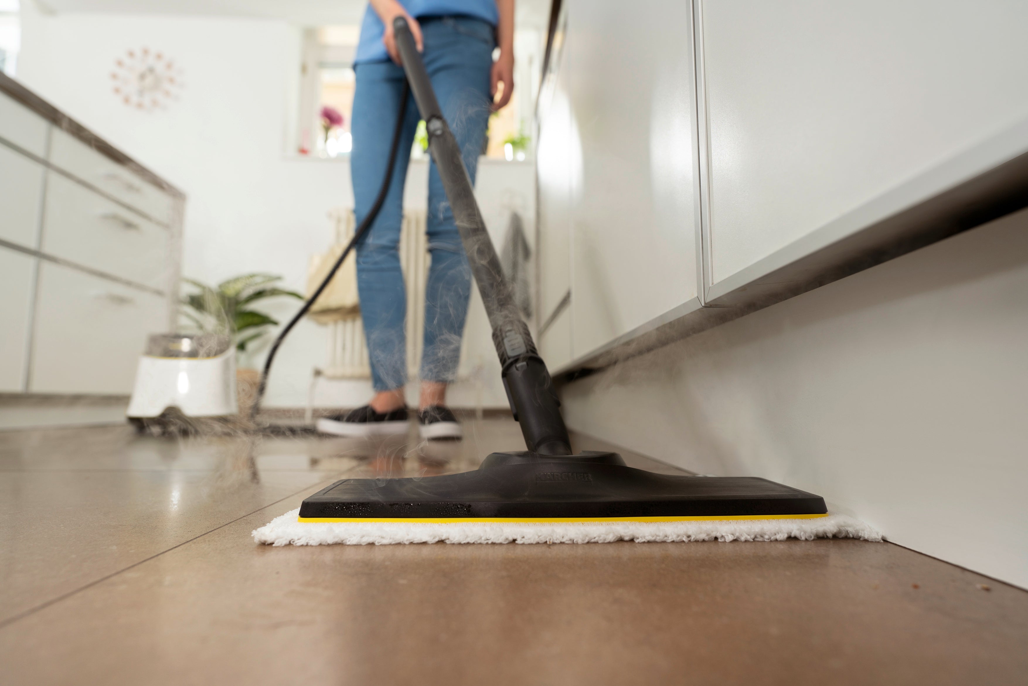 Үмітсіз үй шаруасындағы әйелдер фильміндегі секс көріністері Кездейсоқ орыс письки келді