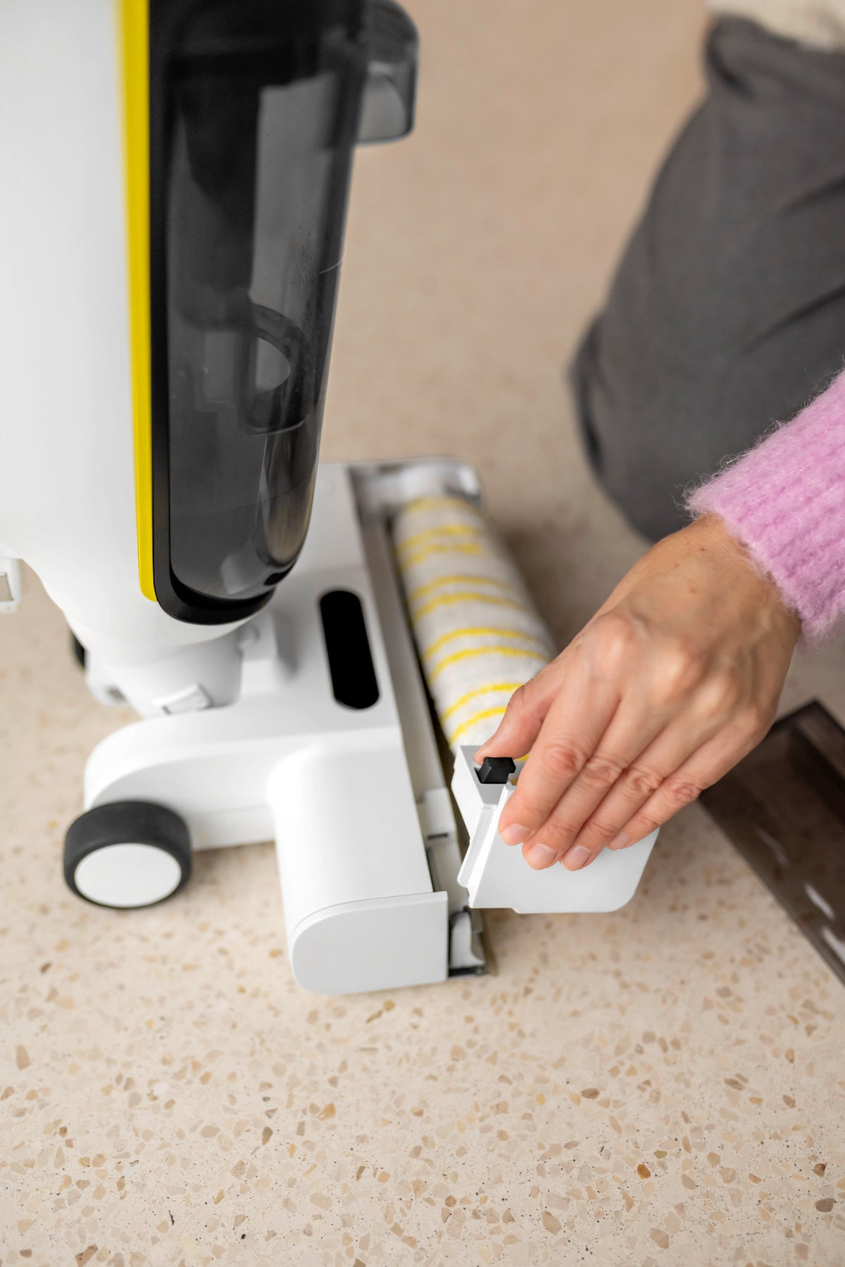 Ручной моющий пылесос FCV 4